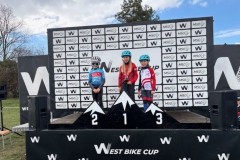 IMG_Podium_03